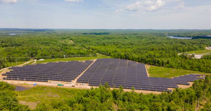 An aerial view of Unitil's new 4.9-megawatt solar array in Kingston, NH